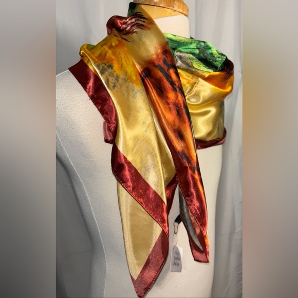 VINTAGE 'MOSI' SQUARE SUNFLOWER SCARF 35" SQ Van Gogh Inspired Yellow Green - Picture 5 of 6